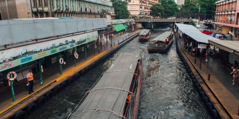 Bangkok Water Bus Guide: Routes, Fares, Tips & Tricks for Travelers